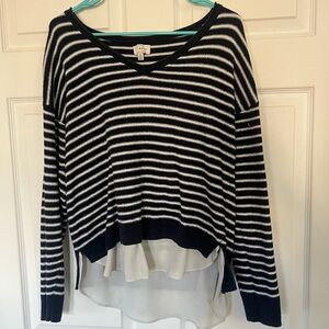 ✨ Lucky Brand Navy and White Striped Sweater 🥰